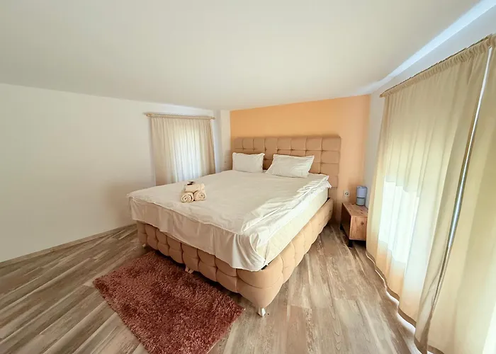 Center The Quiet Luxury 6 Plovdiv