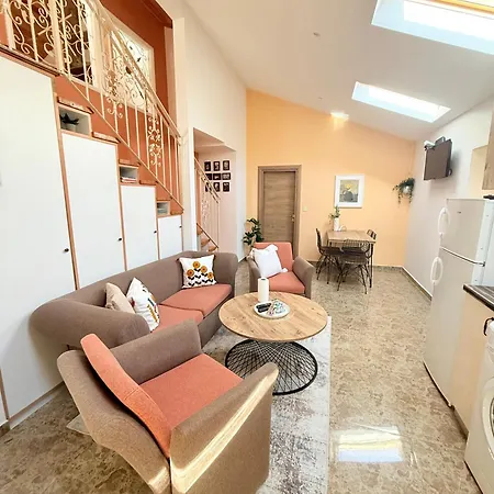Center The Quiet Luxury 6 Апартаменты *
