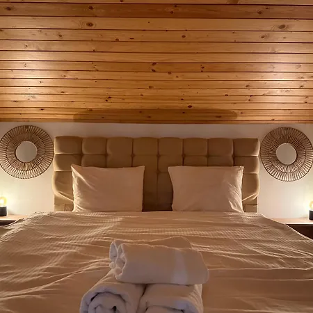 Center The Quiet Luxury 6 Filibe