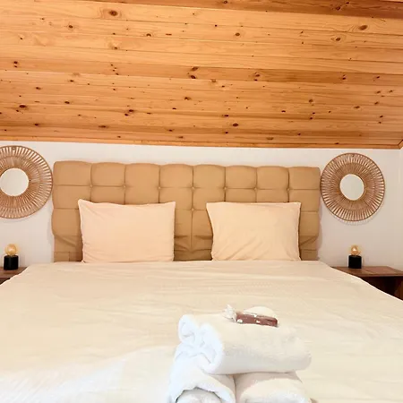 Center The Quiet Luxury 6 Apartment