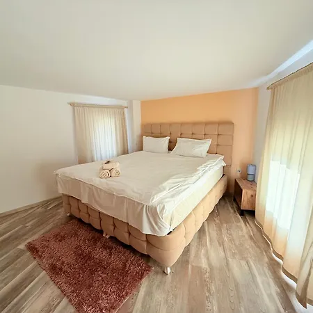 Center The Quiet Luxury 6 Пловдив