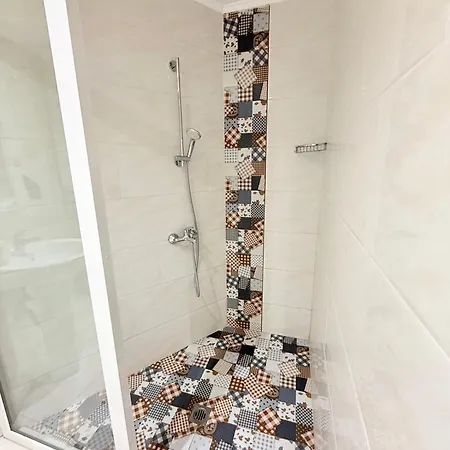 Center The Quiet Luxury 6 Апартаменты Пловдив