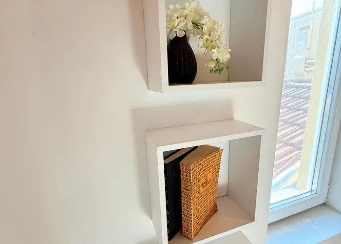 Center The Quiet Luxury 6 Filibe