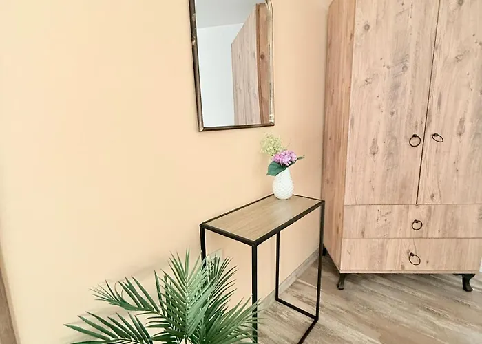 Center The Quiet Luxury 6 Daire *